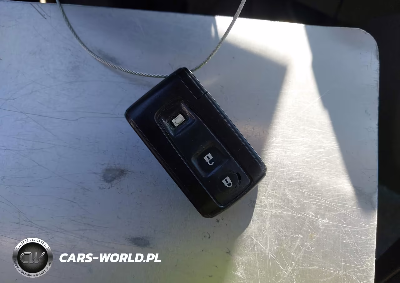 2008 Toyota Prius VIN:JTDKB20UX83396465 - 11