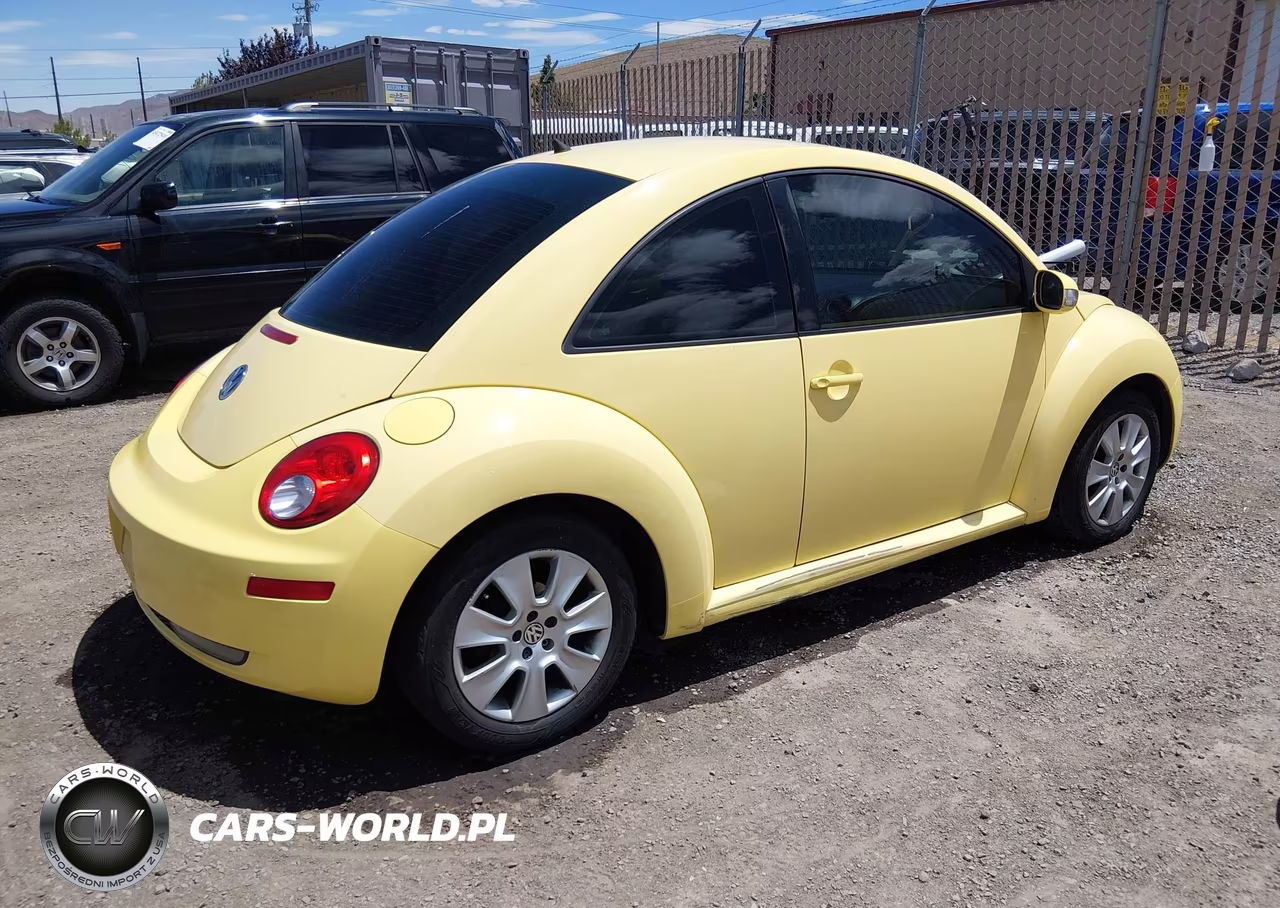 2008 Volkswagen New Beetle S VIN:3VWPG31C68M508189 - 4