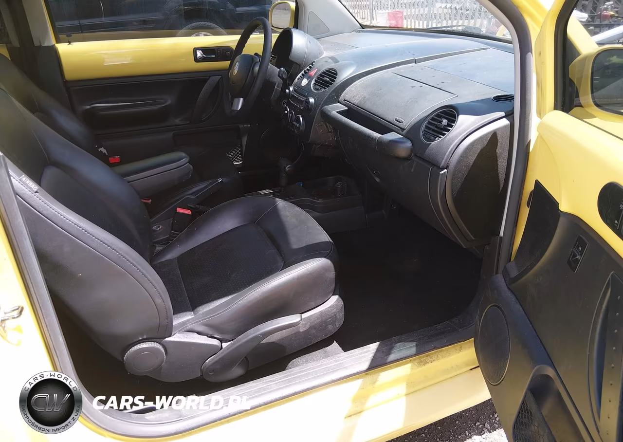 2008 Volkswagen New Beetle S VIN:3VWPG31C68M508189 - 5