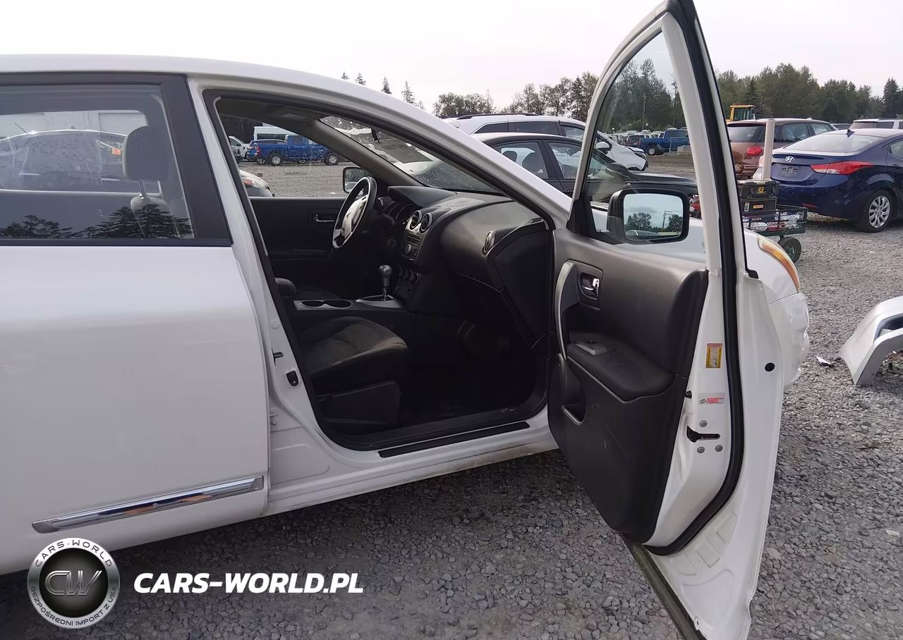 2011 Nissan Rogue S VIN:JN8AS5MV3BW273505 - 5