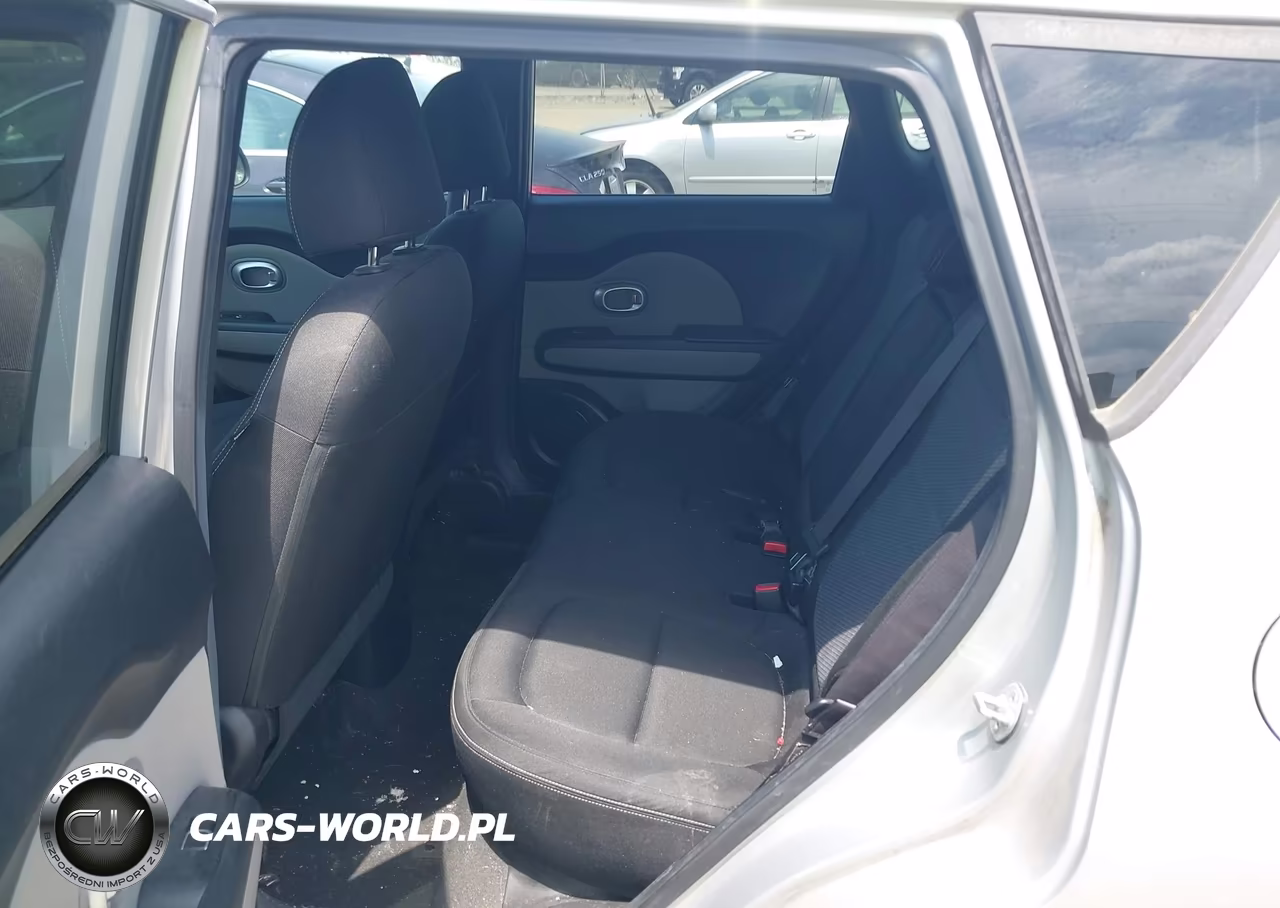 2017 Kia Soul + VIN:KNDJP3A59H7435775 - 8