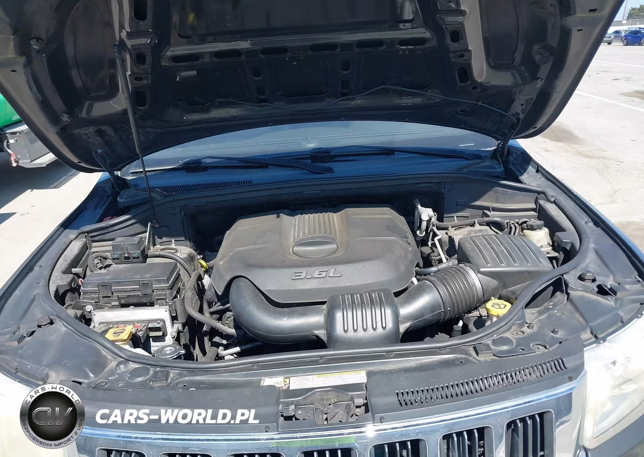 2011 Jeep Grand Cherokee Laredo VIN:1J4RS4GG0BC518245 - 10