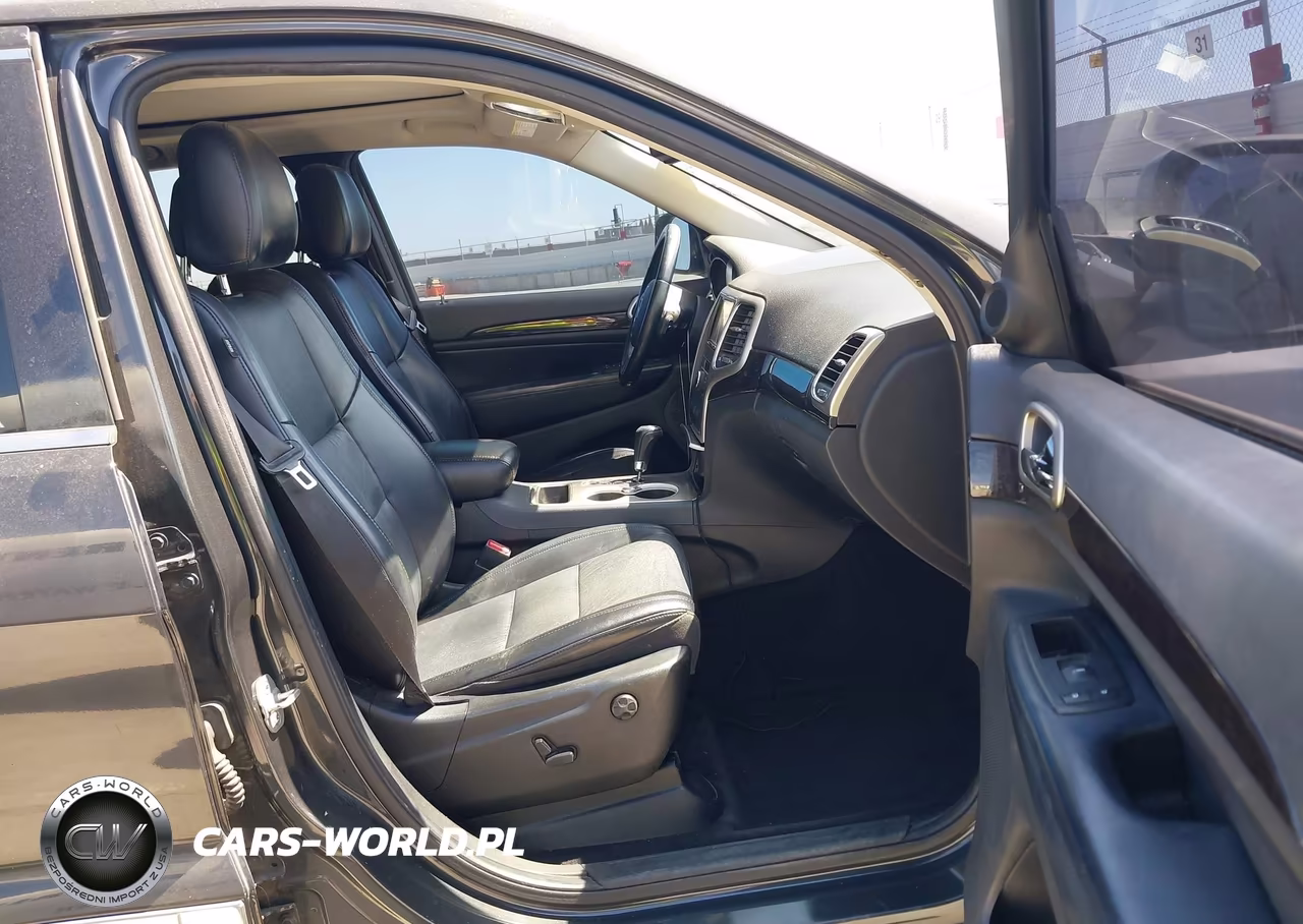 2011 Jeep Grand Cherokee Laredo VIN:1J4RS4GG0BC518245 - 5