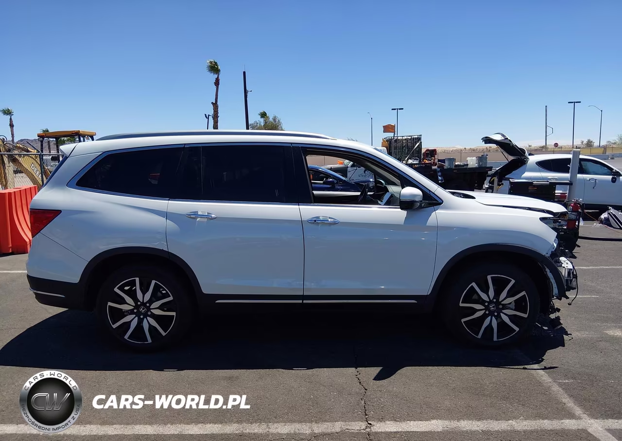 2022 Honda Pilot 2Wd Touring 7 Passenger VIN:5FNYF5H63NB018279 - 14