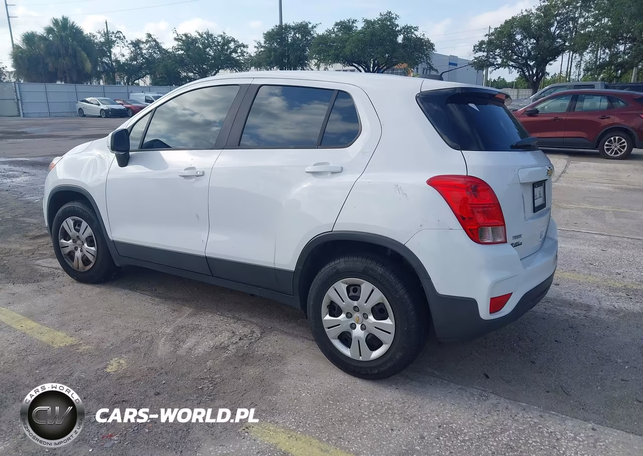 2018 Chevrolet Trax Ls VIN:3GNCJKSB8JL325060 - 3