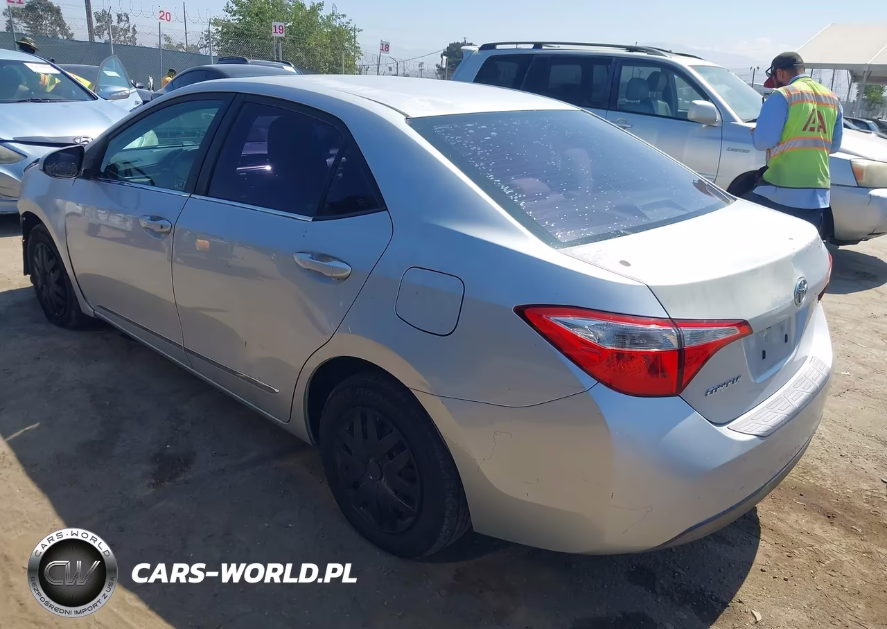 2014 Toyota Corolla L VIN:5YFBURHE8EP105948 - 3