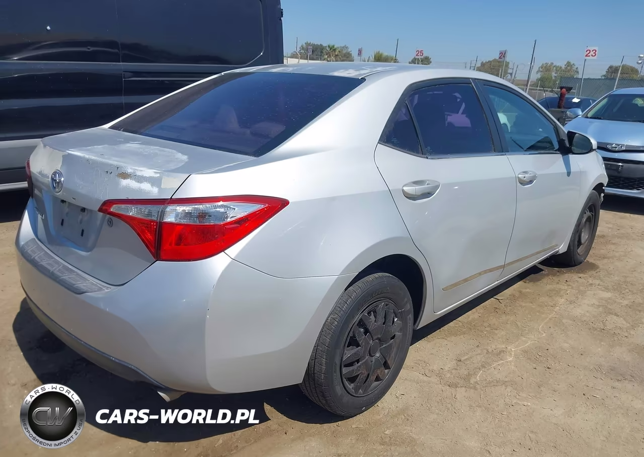 2014 Toyota Corolla L VIN:5YFBURHE8EP105948 - 4