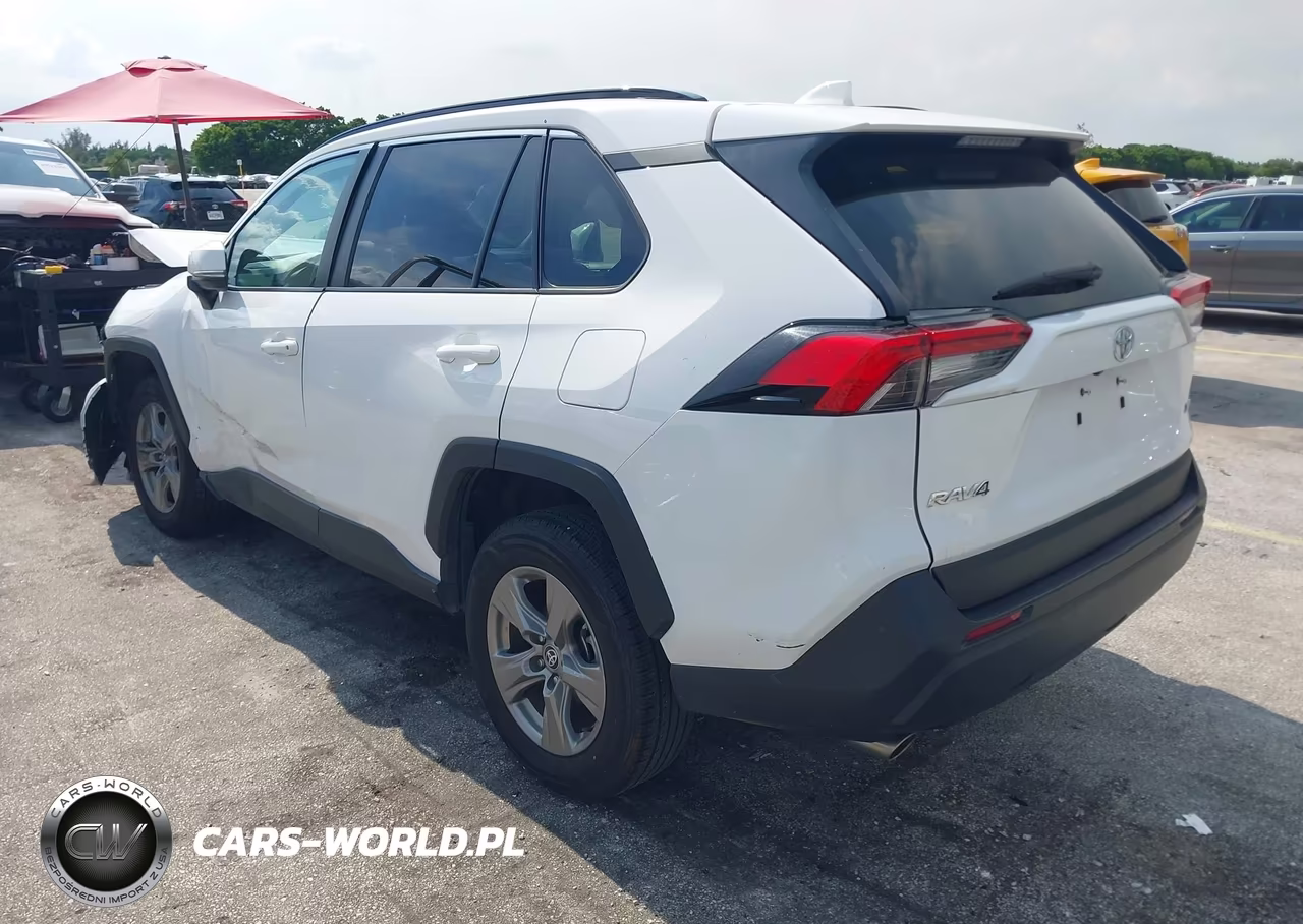 2024 Toyota Rav4 Xle VIN:2T3W1RFV0RW338618 - 3