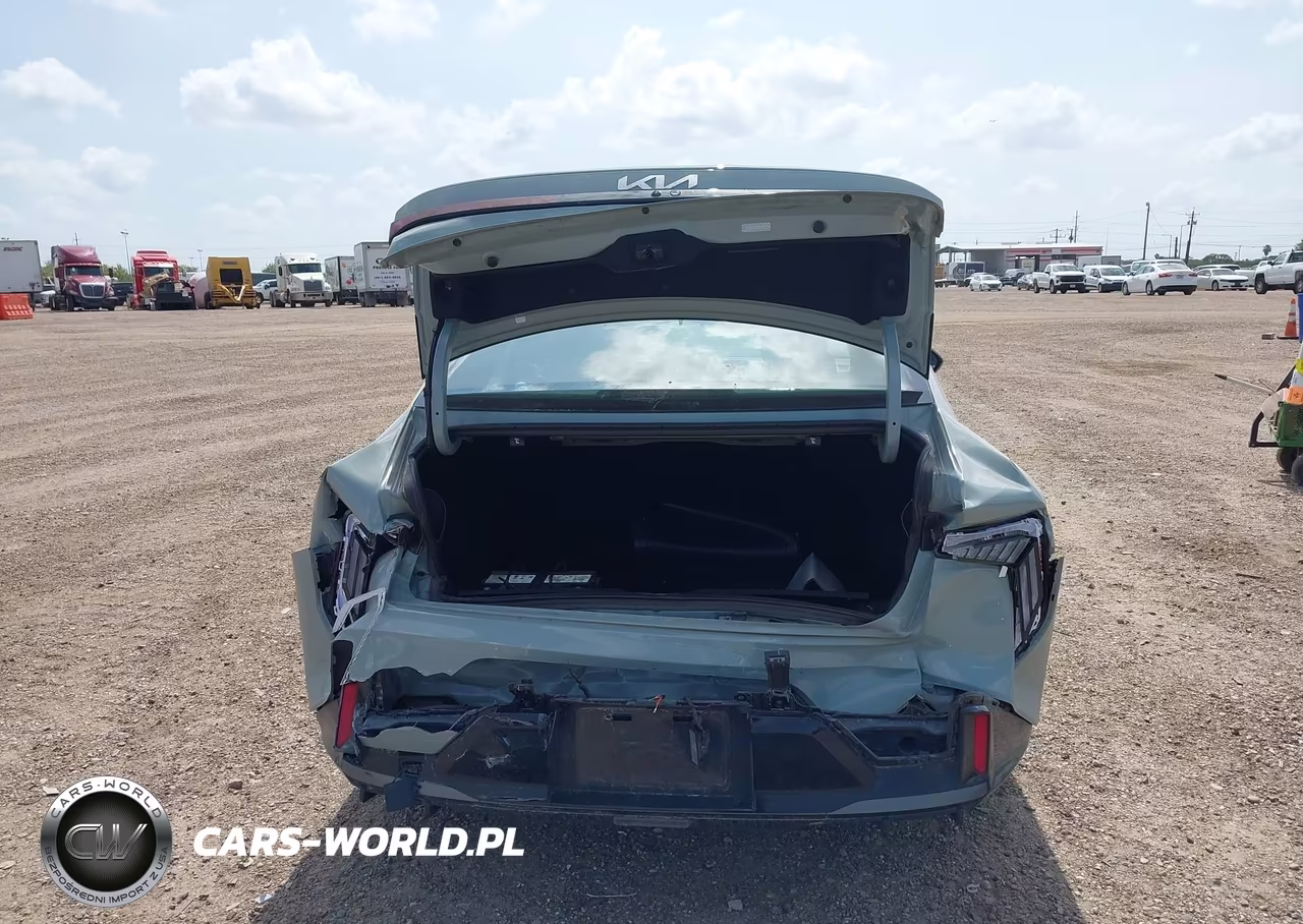 2025 Kia K4 Gt-Line VIN:3KPFW4DE9SE035247 - 16
