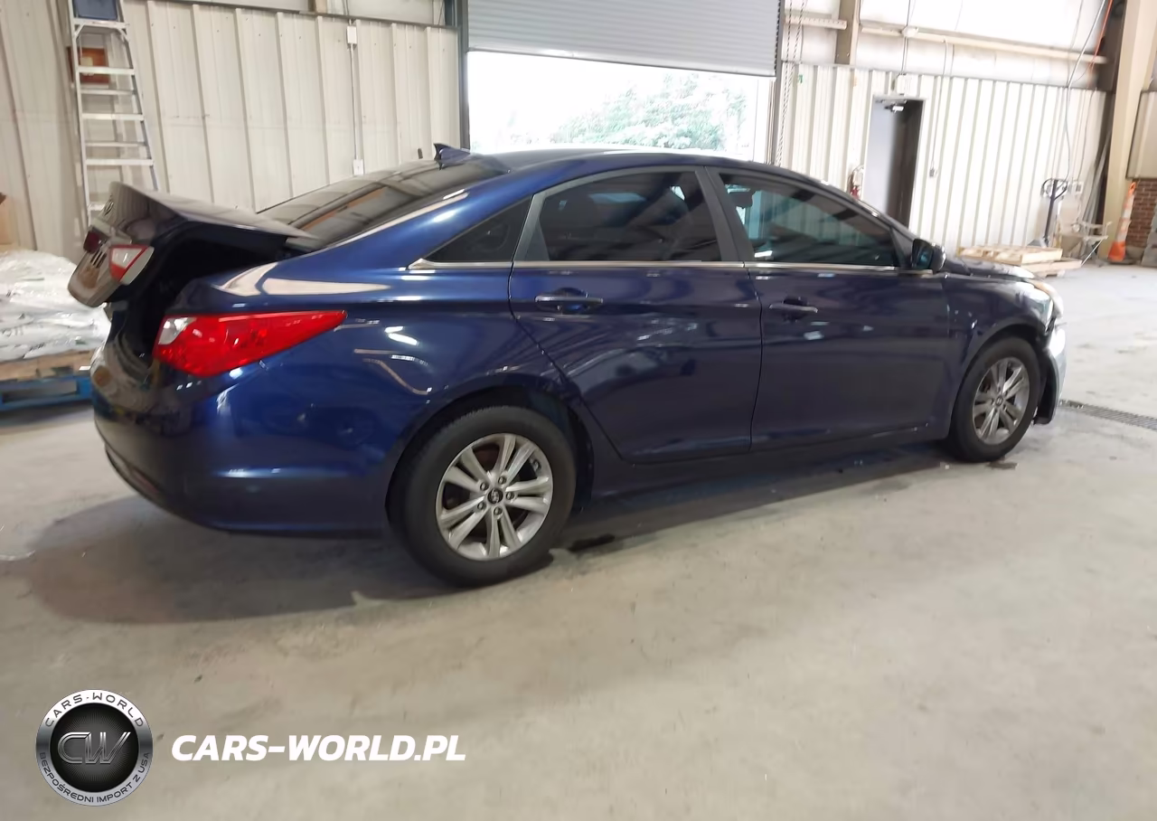 2013 Hyundai Sonata Gls VIN:5NPEB4AC9DH743281 - 4