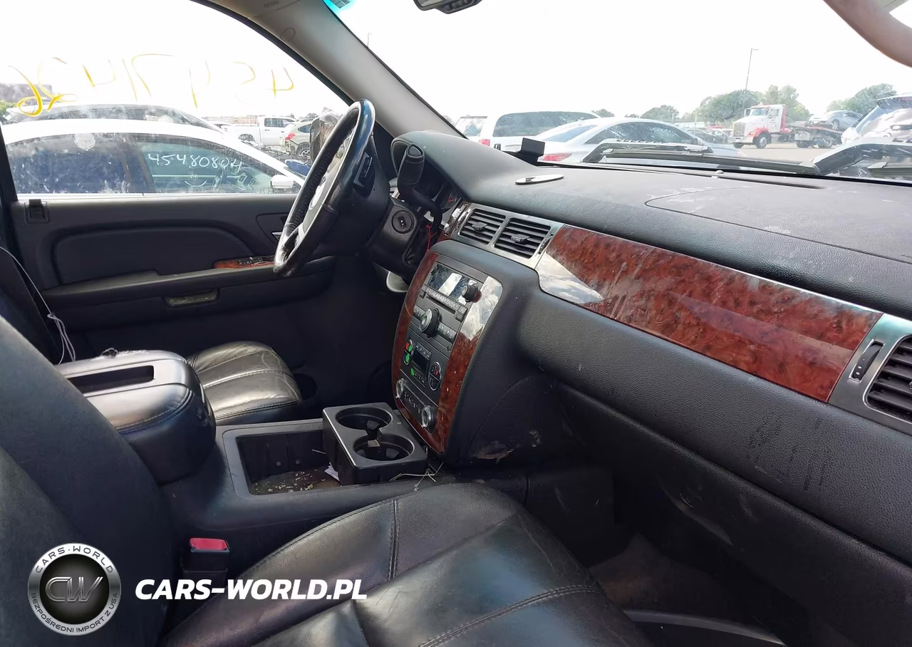 2007 Chevrolet Suburban Ltz VIN:1GNFK16367J206625 - 5