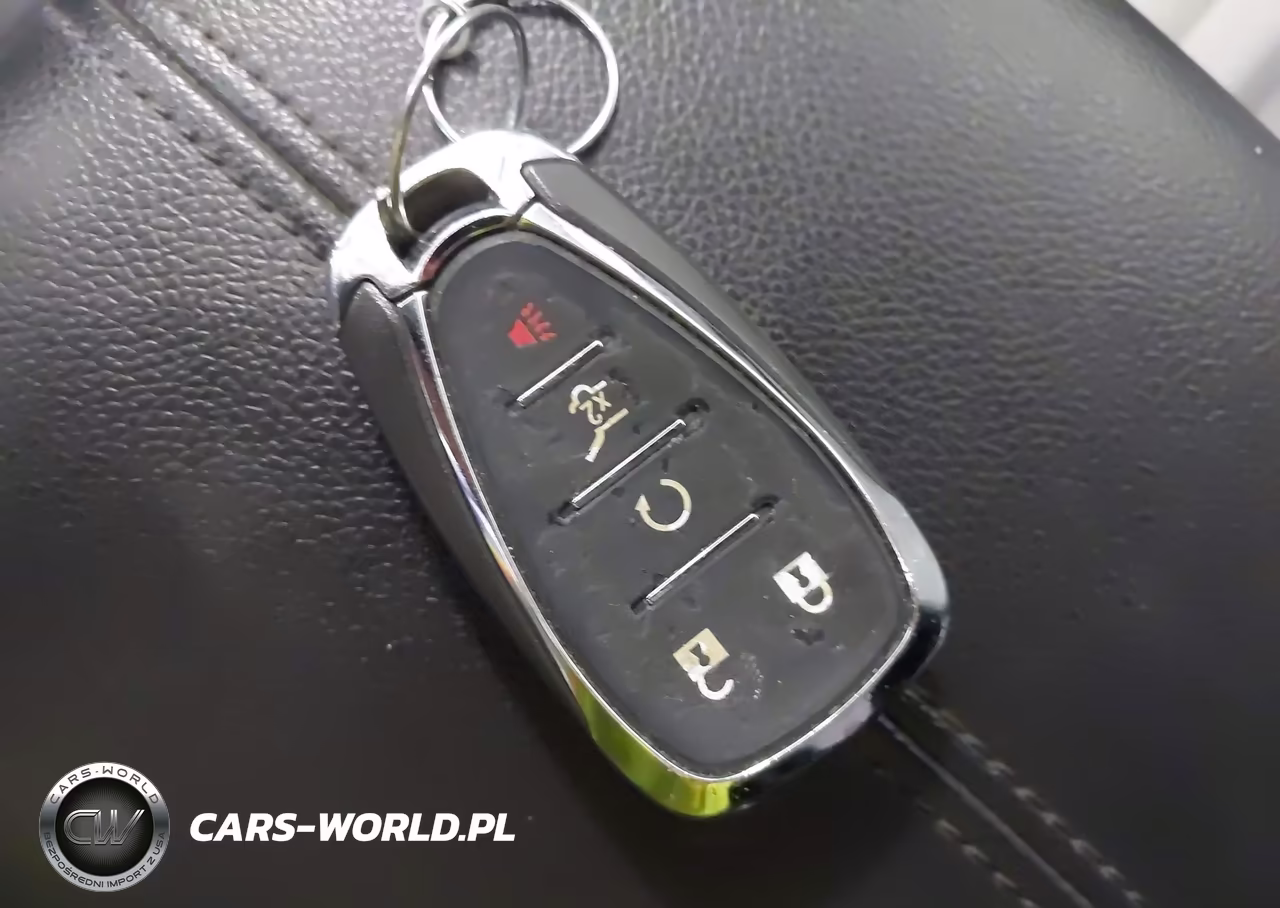 2018 Chevrolet Equinox Premier VIN:2GNAXVEVXJ6326146 - 11