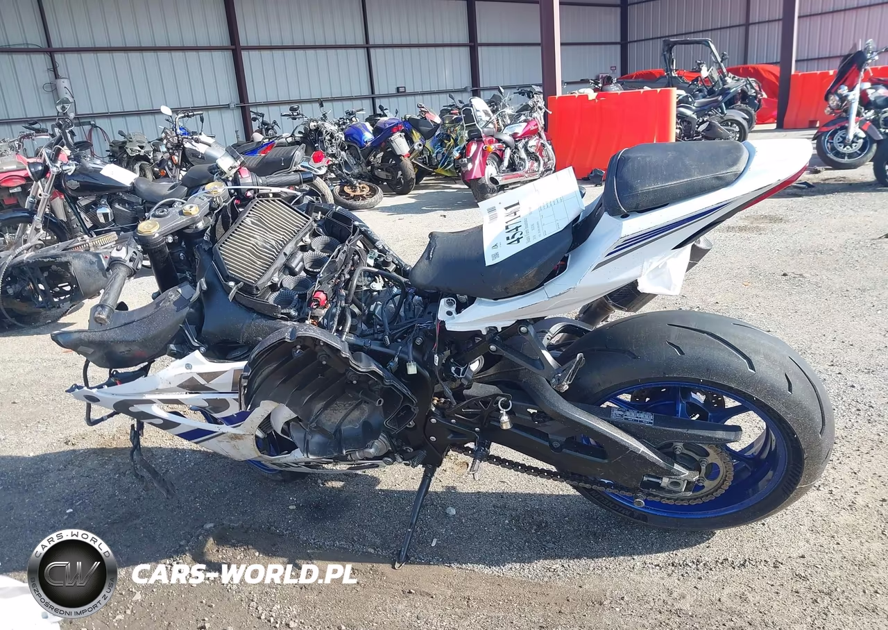 2018 Suzuki Gsx-R1000 VIN:JS1DM11B8J2100424 - 14