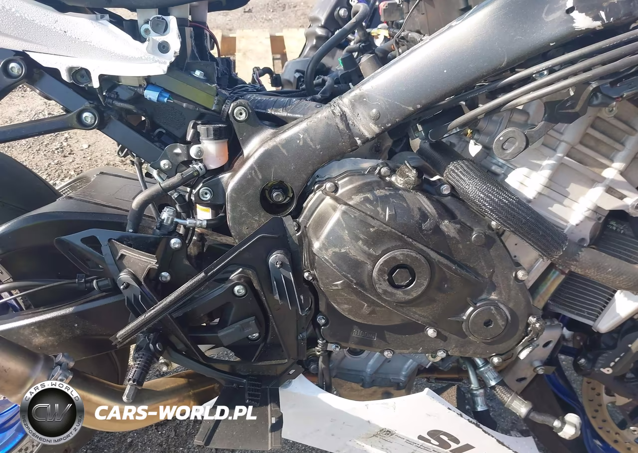 2018 Suzuki Gsx-R1000 VIN:JS1DM11B8J2100424 - 8