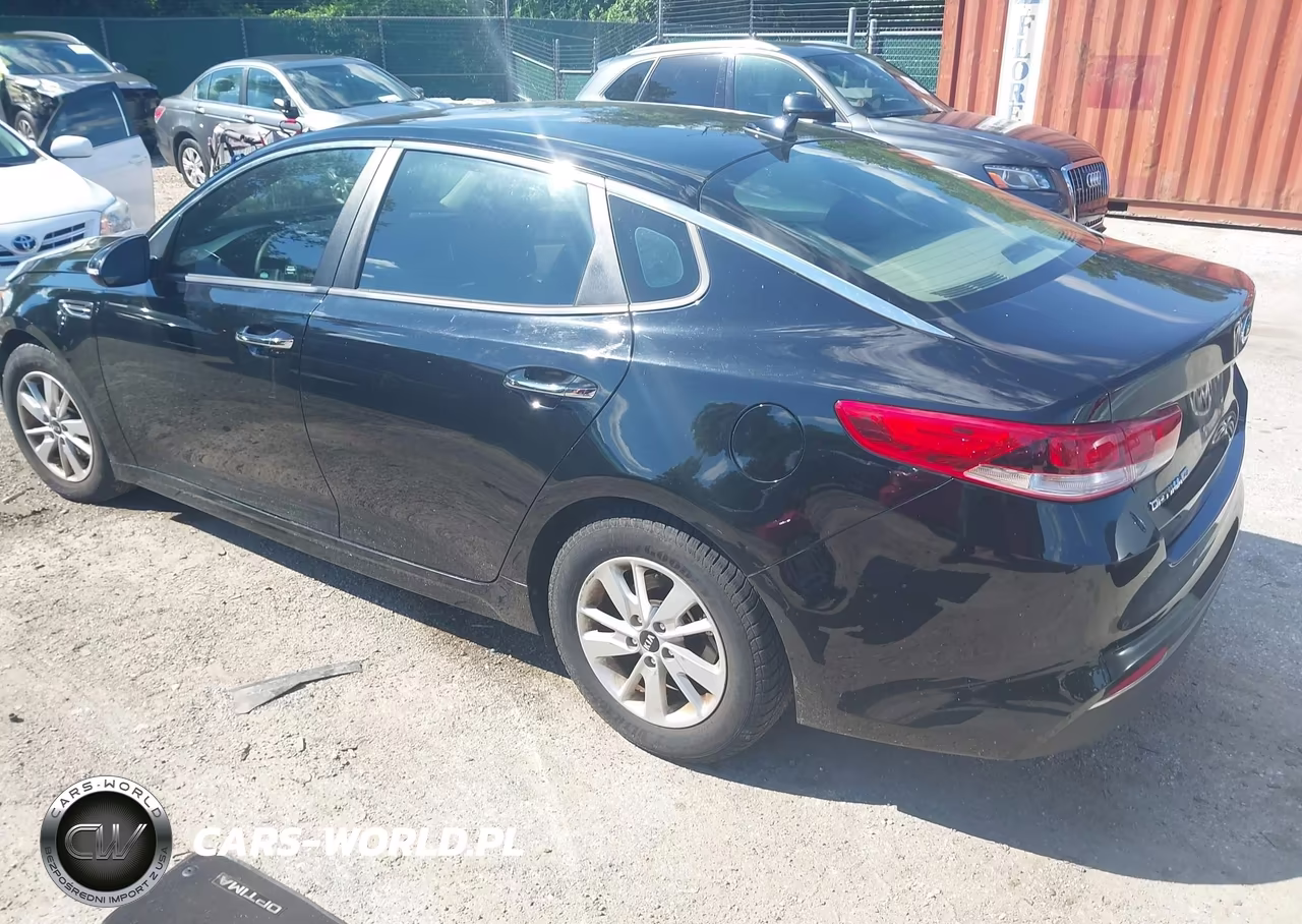 2018 Kia Optima Lx VIN:5XXGT4L3XJG220572 - 3