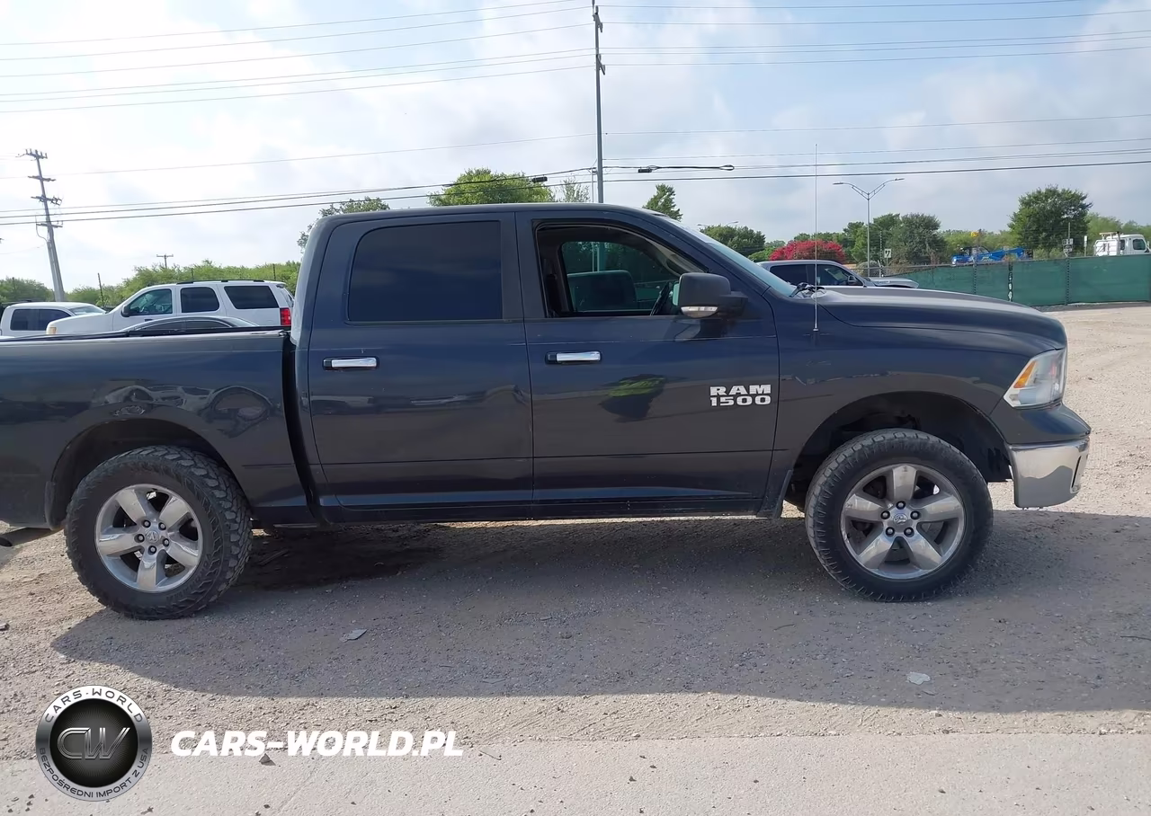 2015 Ram 1500 Big Horn VIN:1C6RR7LG1FS712455 - 13