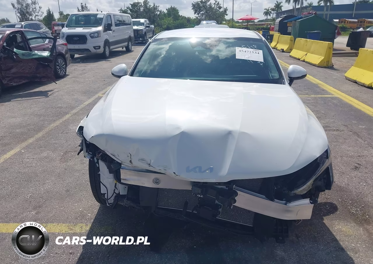 2026 Kia K5 Lxs Fwd VIN:KNAG24J7XT5457625 - 12