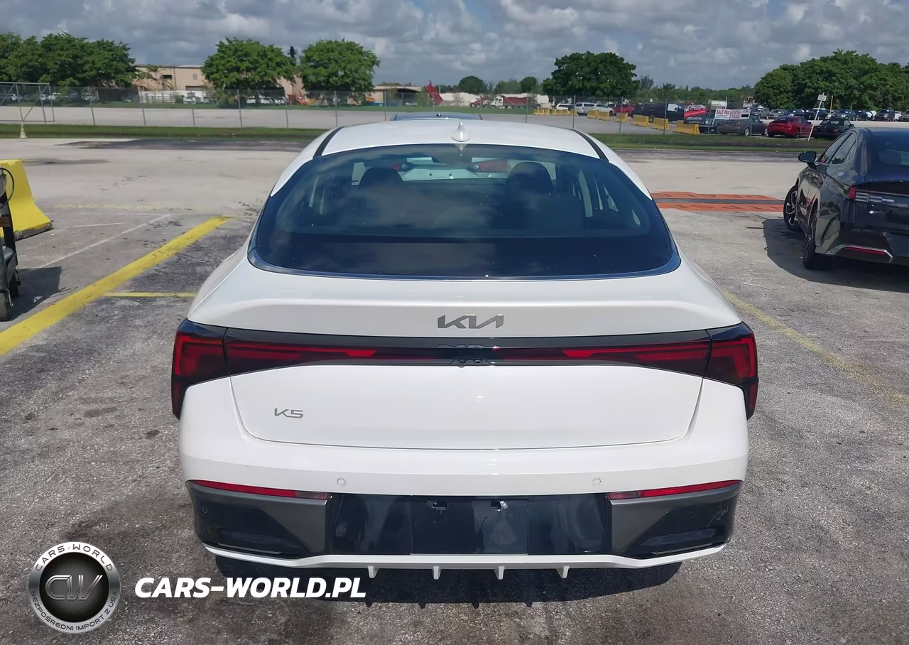 2026 Kia K5 Lxs Fwd VIN:KNAG24J7XT5457625 - 16
