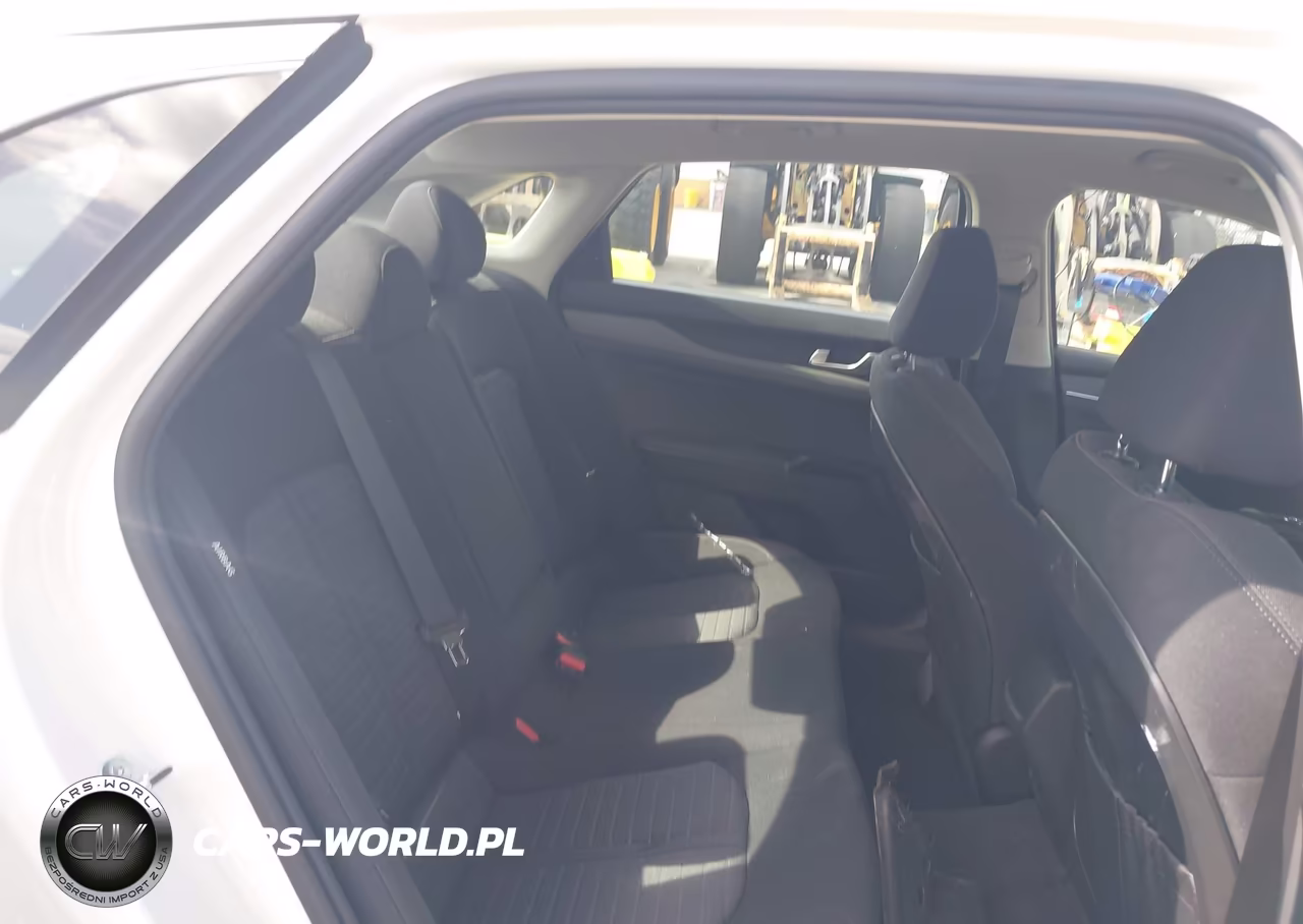 2026 Kia K5 Lxs Fwd VIN:KNAG24J7XT5457625 - 8