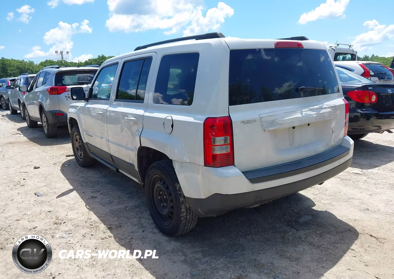 2011 Jeep Patriot Sport VIN:1J4NT1GA8BD179363 - 3