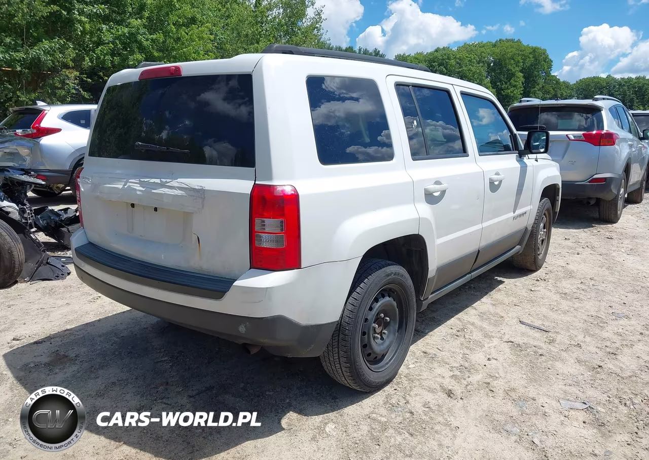 2011 Jeep Patriot Sport VIN:1J4NT1GA8BD179363 - 4