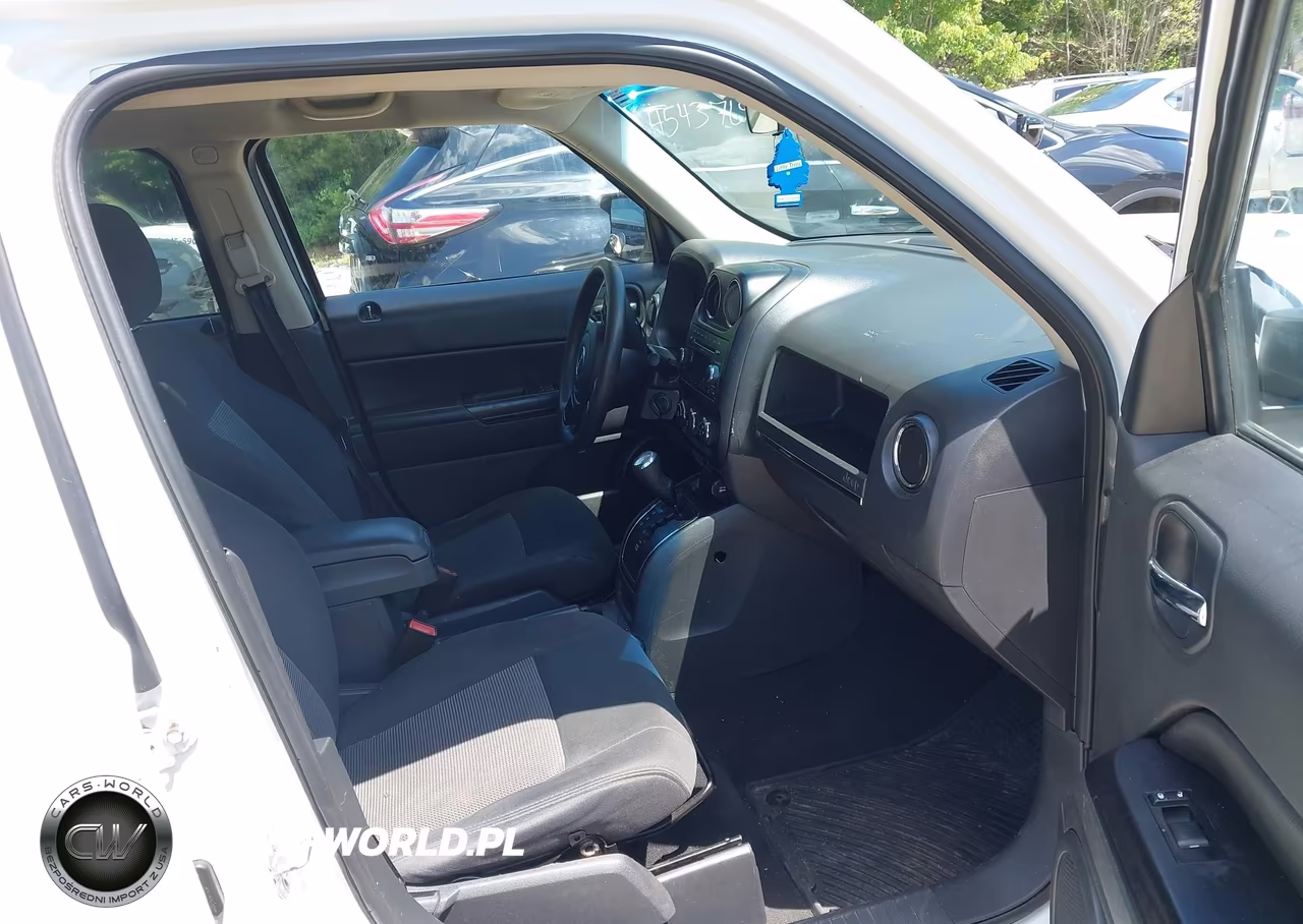2011 Jeep Patriot Sport VIN:1J4NT1GA8BD179363 - 5