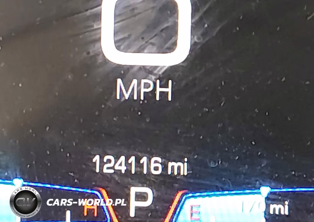 2015 Chrysler 300 300S VIN:2C3CCAGG3FH927841 - 16