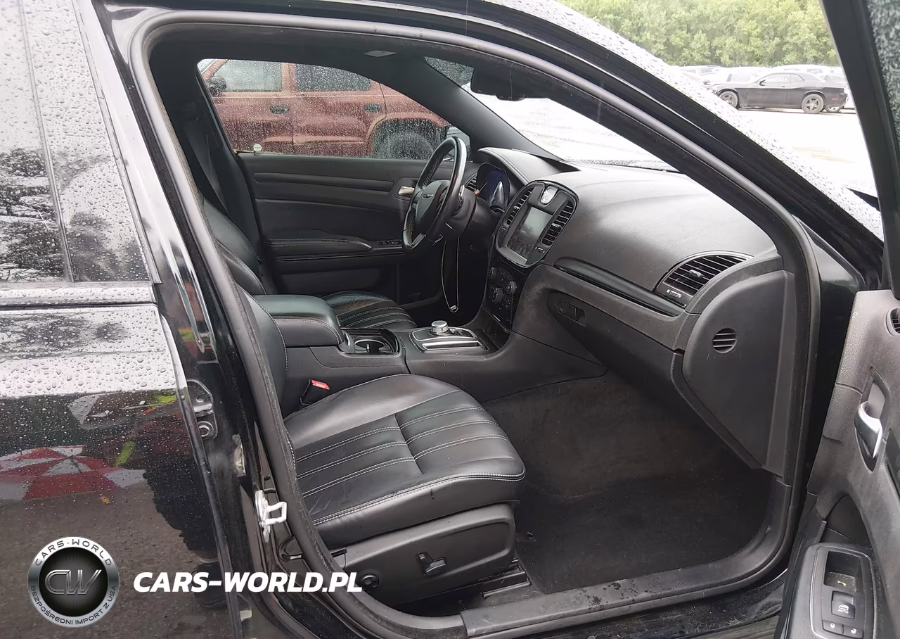 2015 Chrysler 300 300S VIN:2C3CCAGG3FH927841 - 5