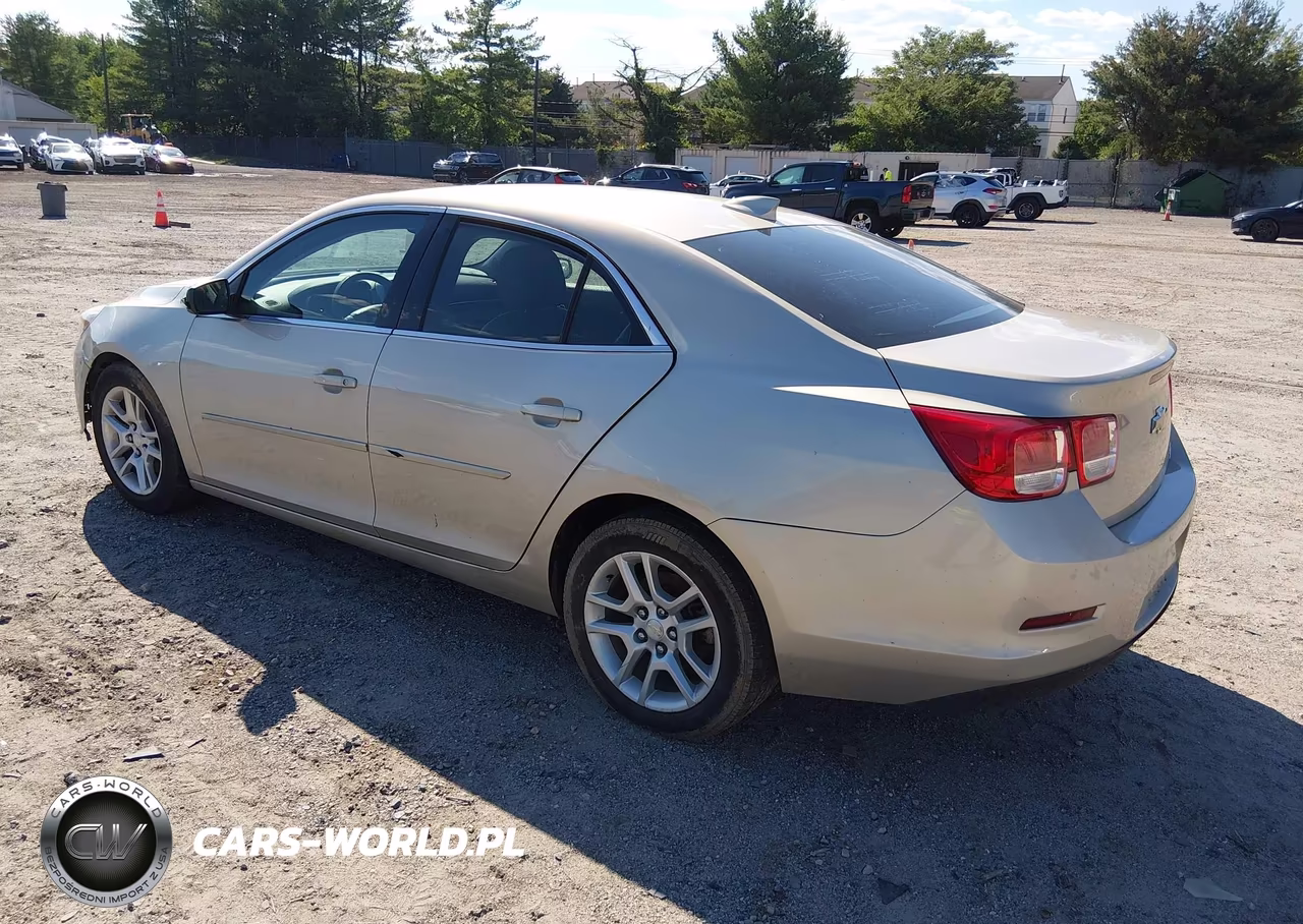 2015 Chevrolet Malibu 1Lt VIN:1G11C5SL2FF307703 - 3