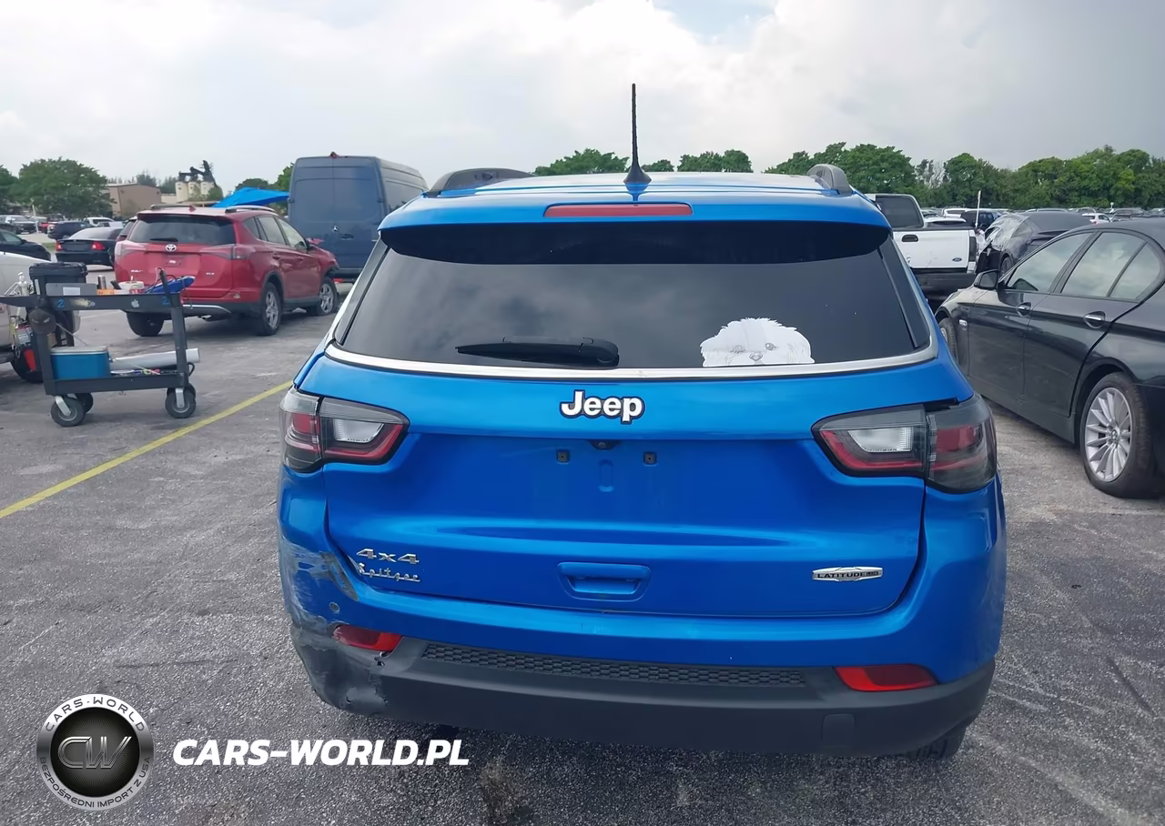 2022 Jeep Compass Latitude Lux 4X4 VIN:3C4NJDFB0NT109765 - 16