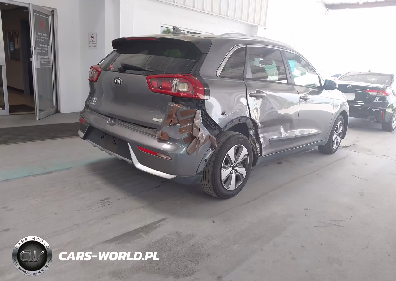 2018 Kia Niro Ex VIN:KNDCC3LC4J5108539 - 4