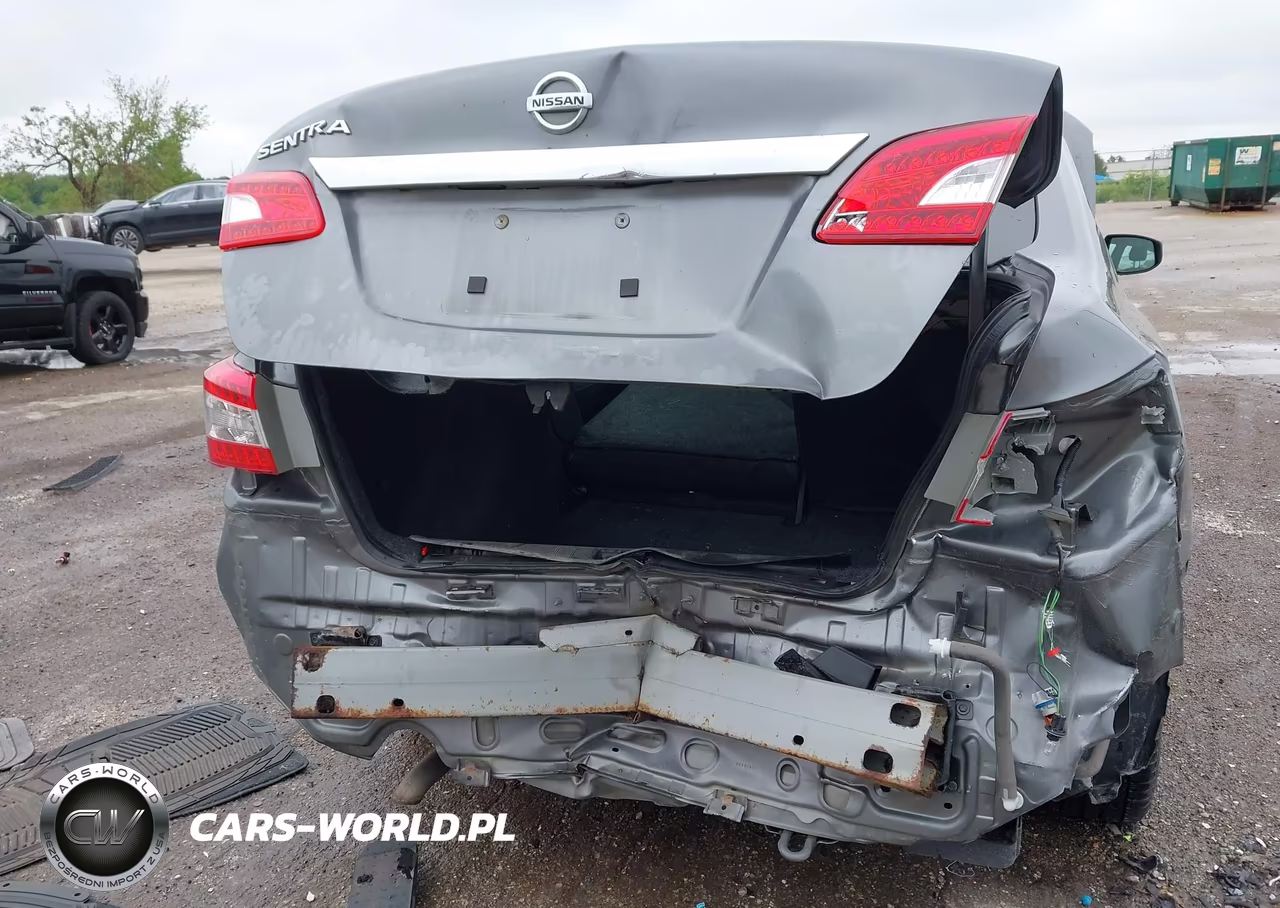 2015 Nissan Sentra S VIN:3N1AB7AP0FY332492 - 6