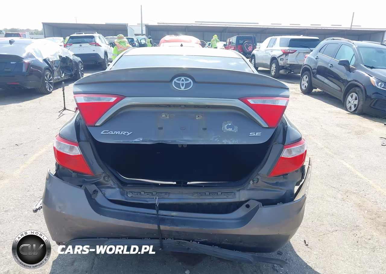 2016 Toyota Camry Se VIN:4T1BF1FK1GU138229 - 16