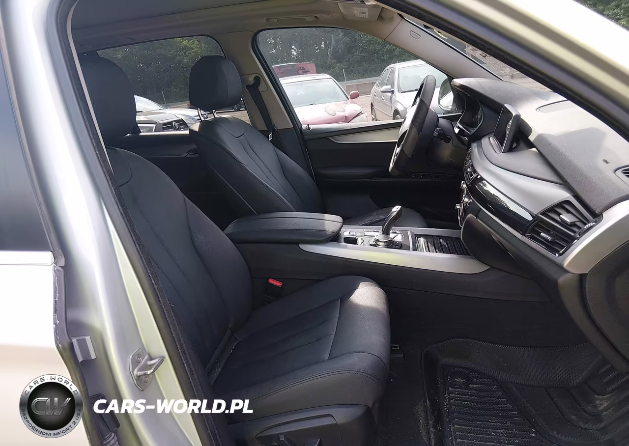 2015 BMW X5 xDrive35I VIN:5UXKR0C56F0K63803 - 5