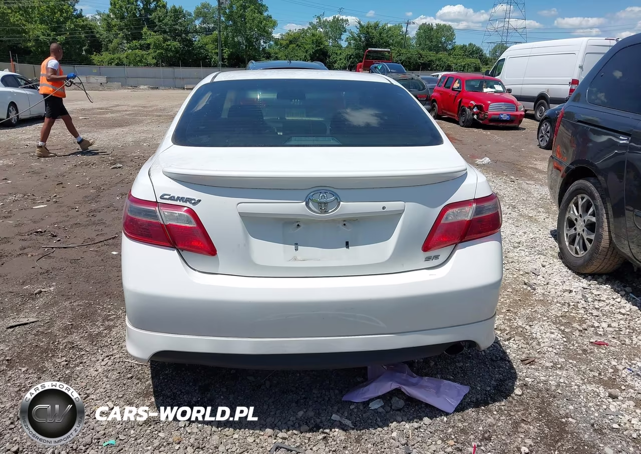 2007 Toyota Camry Se VIN:4T1BE46K77U700686 - 17