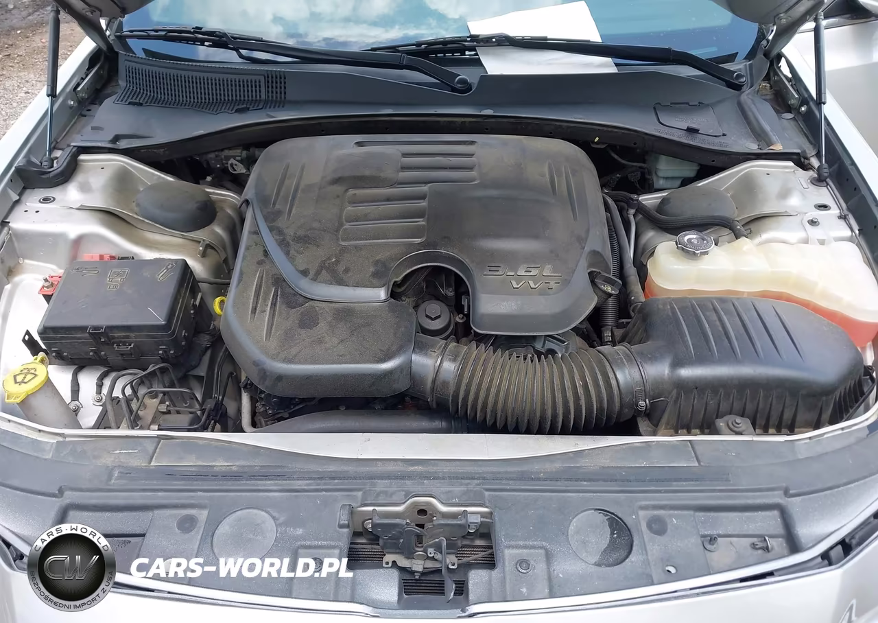 2012 Chrysler 300 VIN:2C3CCAAG2CH273824 - 10