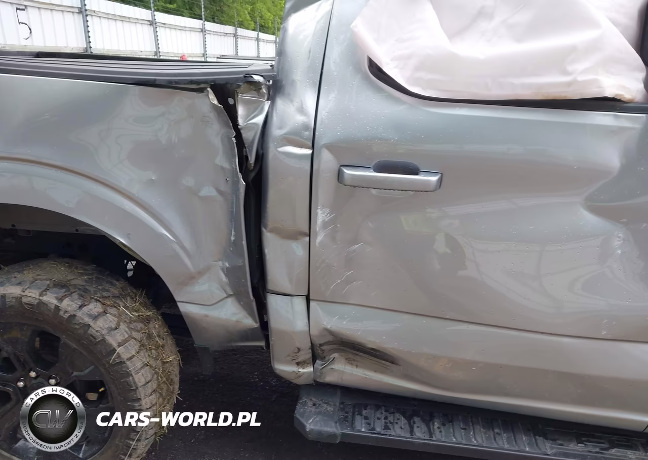 2022 Ford F-150 Xlt VIN:1FTFW1E50NFB04298 - 18