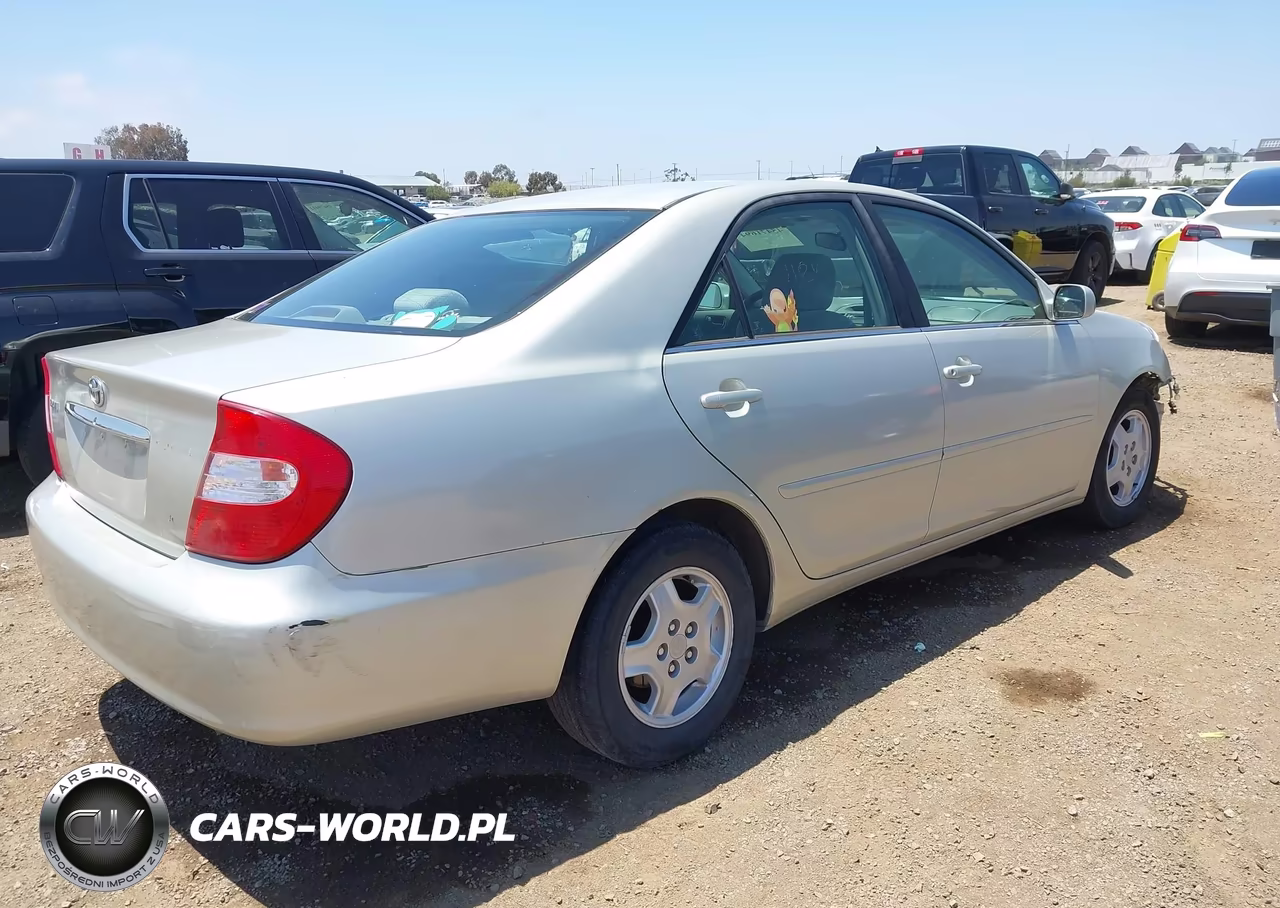 2003 Toyota Camry Le V6 VIN:4T1BF32K43U043580 - 4