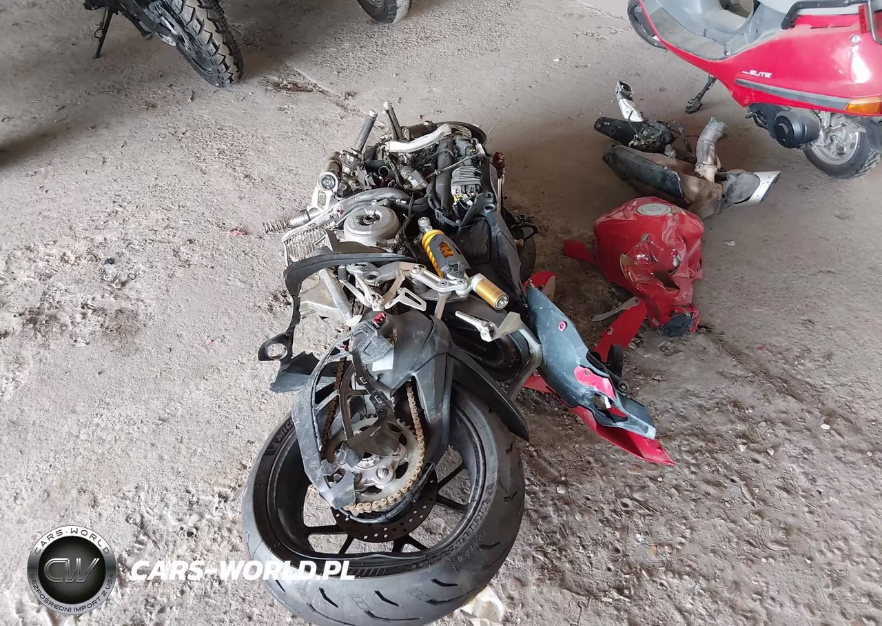 2022 Ducati Panigale V2 VIN:ZDMHAATW1NB008436 - 4