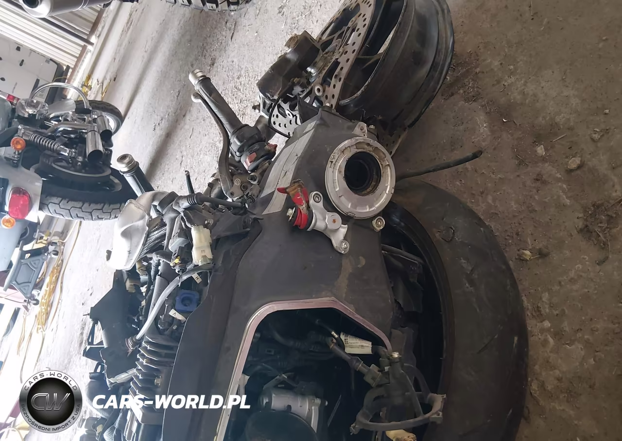 2022 Ducati Panigale V2 VIN:ZDMHAATW1NB008436 - 7