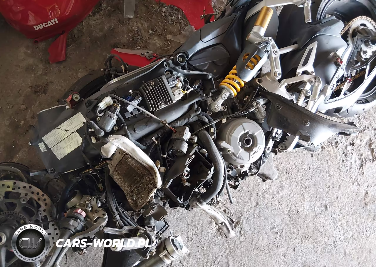 2022 Ducati Panigale V2 VIN:ZDMHAATW1NB008436 - 9