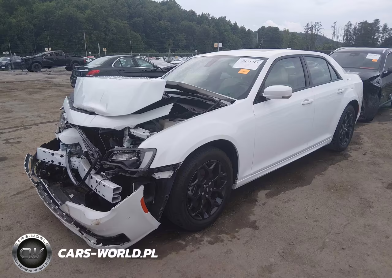 2023 Chrysler 300 Touring L Awd VIN:2C3CCASG6PH677682 - 2