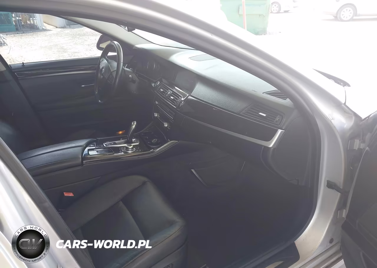 2012 BMW 528I VIN:WBAXG5C5XCDW92213 - 5