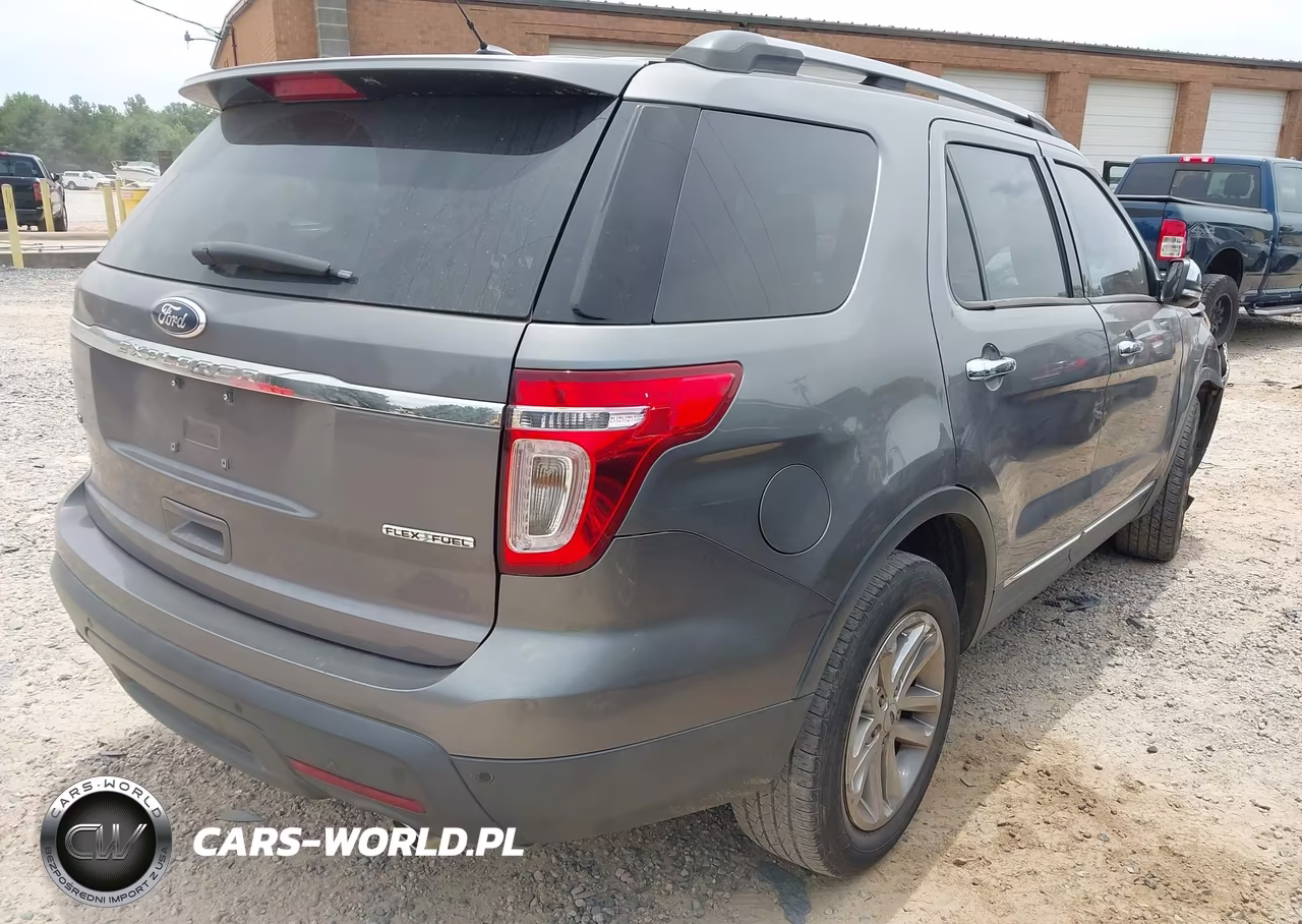 2014 Ford Explorer Xlt VIN:1FM5K7D82EGB82593 - 4