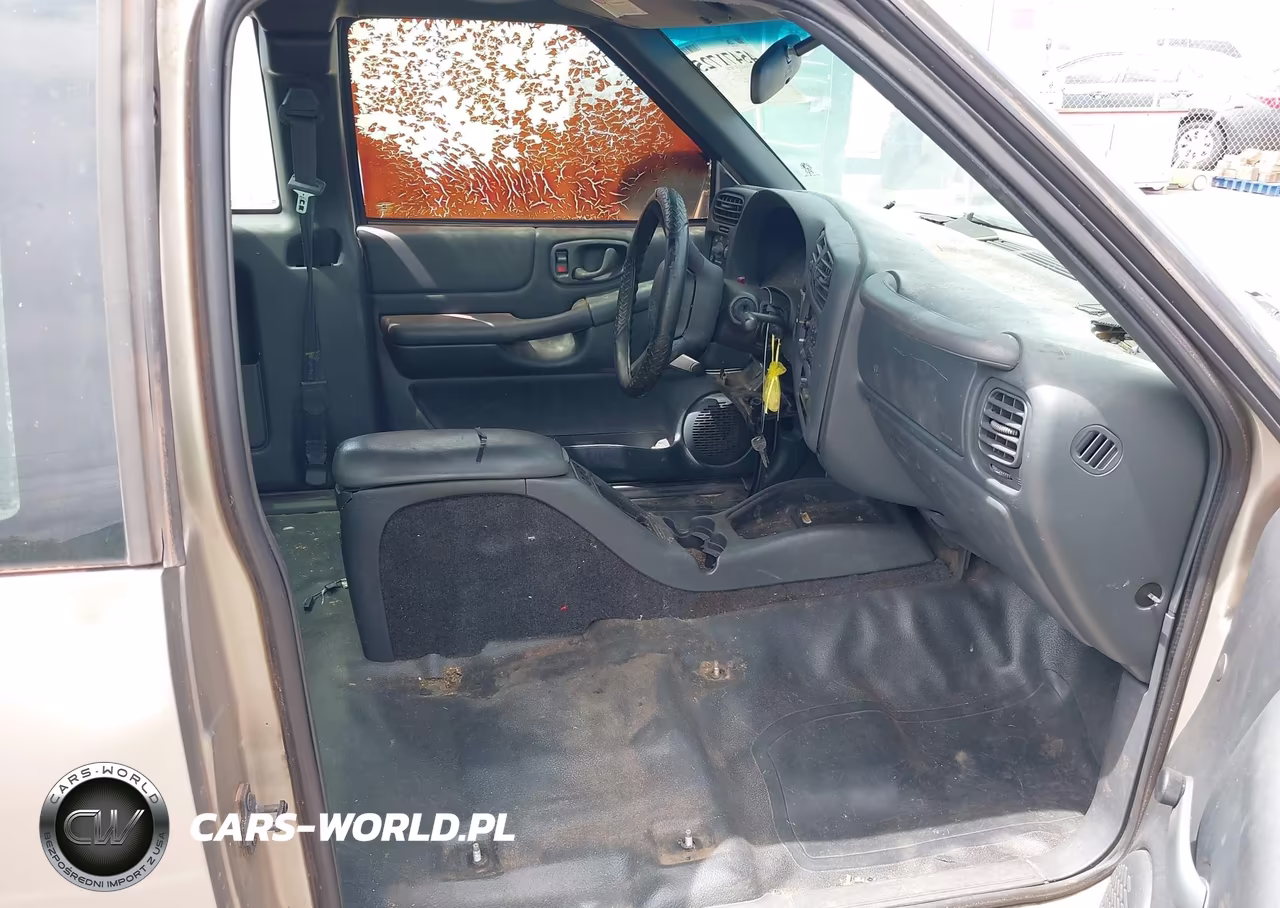 2002 Chevrolet S-10 Ls VIN:1GCCS19W528113242 - 5