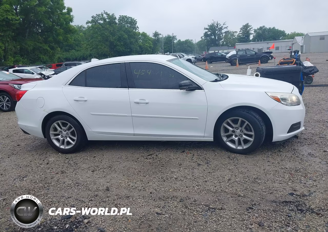 2013 Chevrolet Malibu 1Lt VIN:1G11C5SA9DF297702 - 13