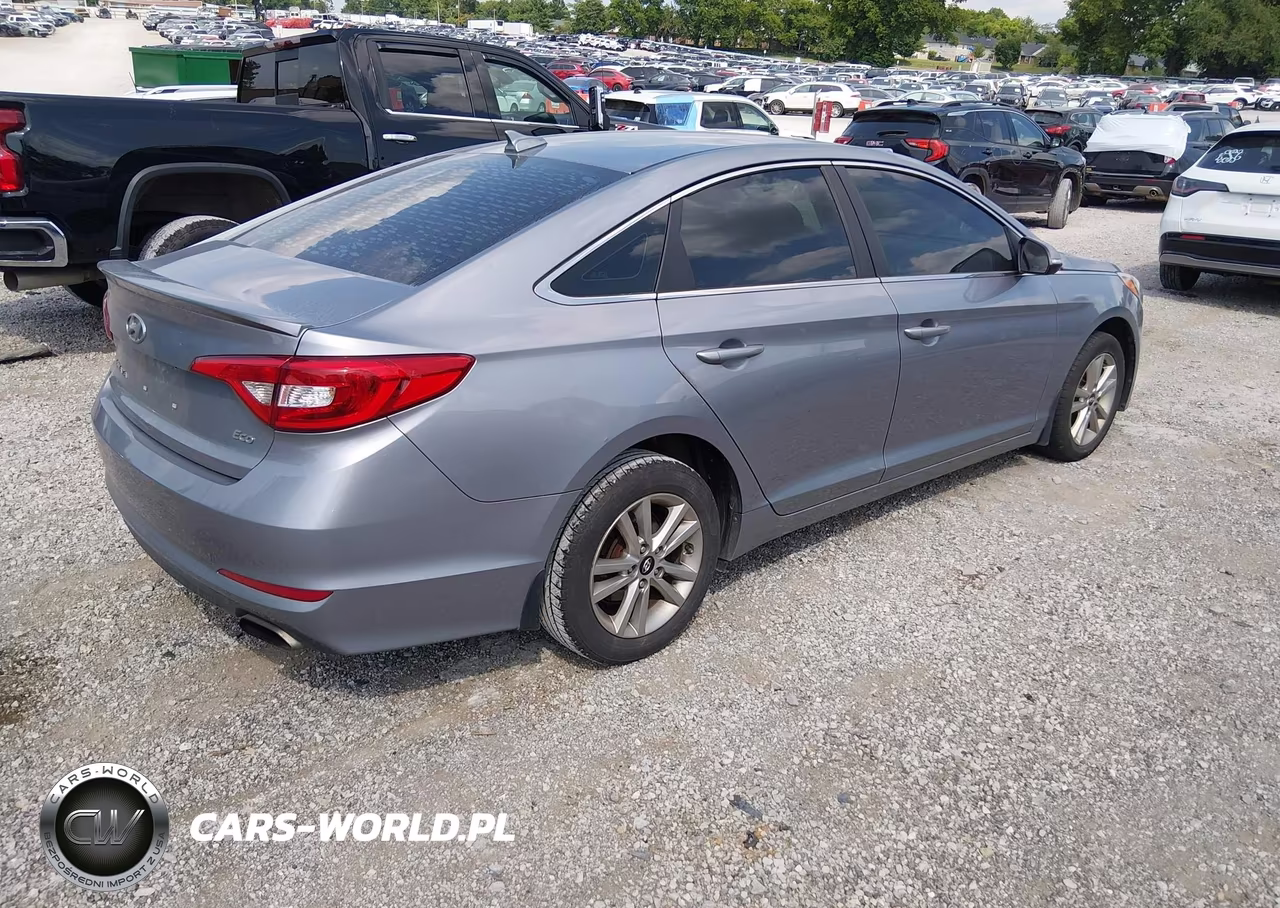 2015 Hyundai Sonata Eco VIN:5NPE24AAXFH172465 - 4