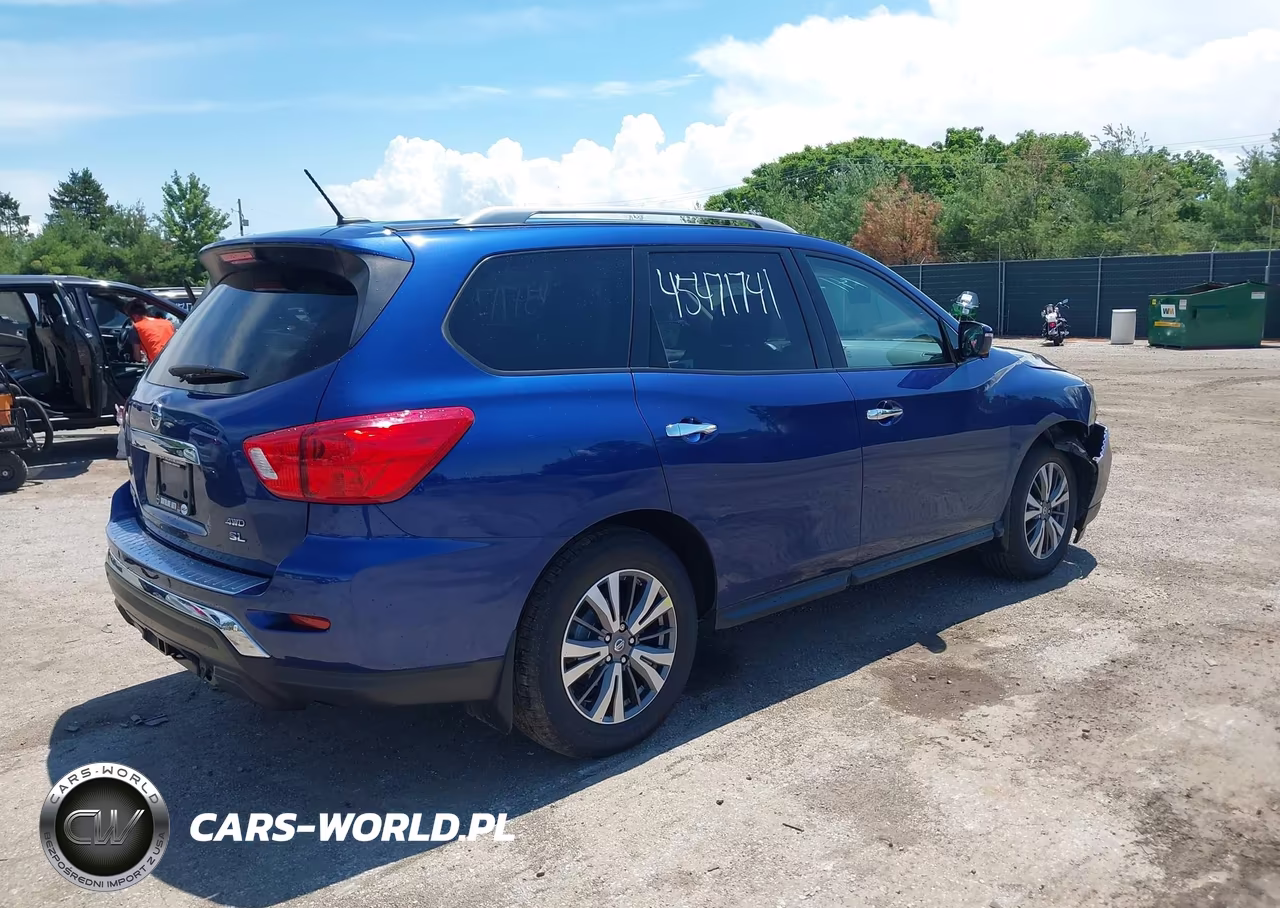2017 Nissan Pathfinder Sl VIN:5N1DR2MM7HC673681 - 4