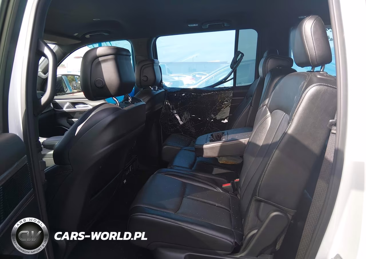2024 Jeep Wagoneer Series Ii 4X2 VIN:1C4SJUBP5RS177720 - 8