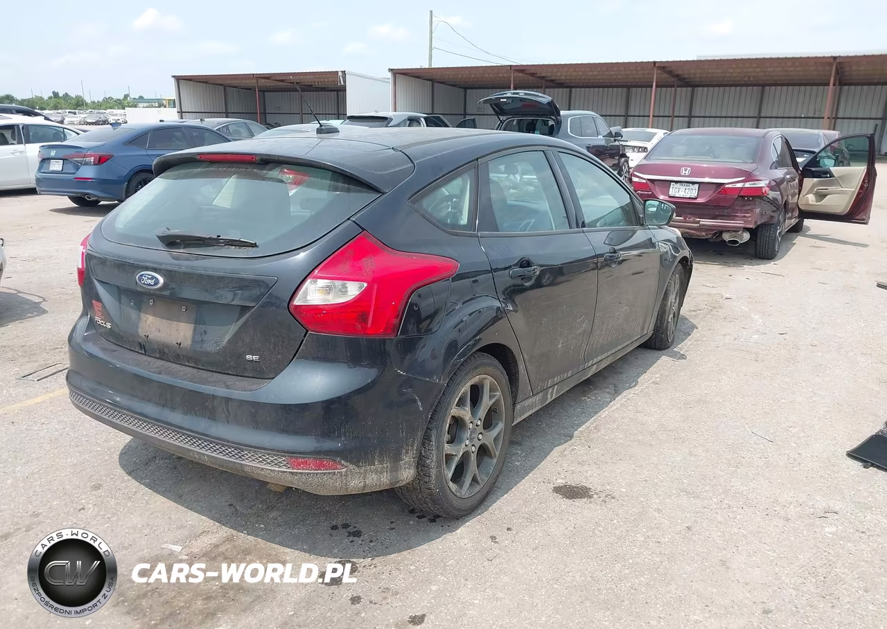 2013 Ford Focus Se VIN:1FADP3K25DL291148 - 4
